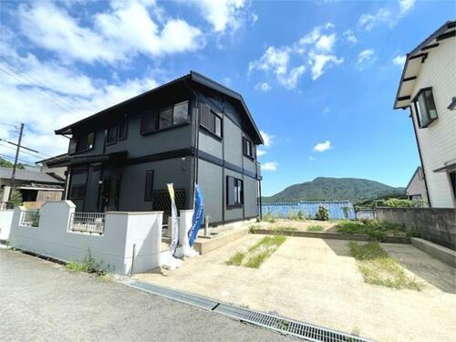 Renovated 4LDK Home with a Garden-Sized Lot in Nagasaki, Nagasaki