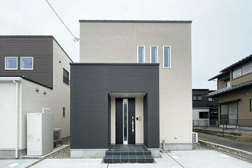 Bright, Modern 3LDK with Parking for Three in Kanazawa, Kanazawa, Ishikawa