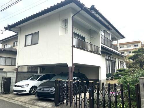 Roomy 5LDK Home with Covered Parking in Fukushima, Fukushima