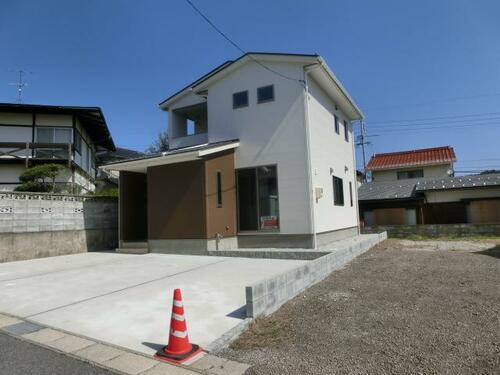 Excellent Fully Renovated 4LDK Home in Hamasaka, Tottori