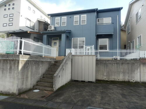 Bright Renovated 4SLDK Wooden House with Garden & Dual Parking in Quiet Katsumi in Tottori
