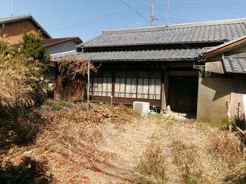Fair 4DK Wooden Cottage on a Large Lot in Tsu, Mie, Mie