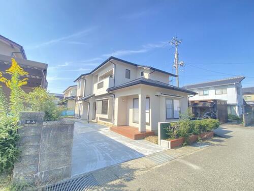 Bright 4LDK Home with Garden in Oshikoshi, Nonoichi, Ishikawa