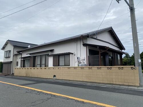 Spacious 6LDK Wooden Home on a Large Lot in Quiet Makinohara, Shizuoka