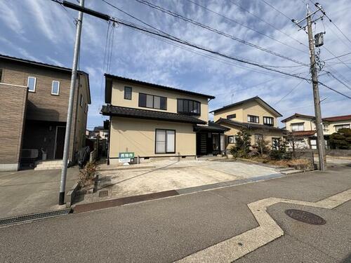 Spacious 4SLDK Wooden Home in Quiet Hakusan with Free Parking, Ishikawa
