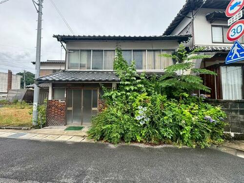 Spacious 7DK Traditional Wood House Near Hoki-Mizoguchi Station, Tottori