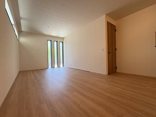 Bright Fully Renovated 4LDK House Near Aki-Kameyama, Hiroshima