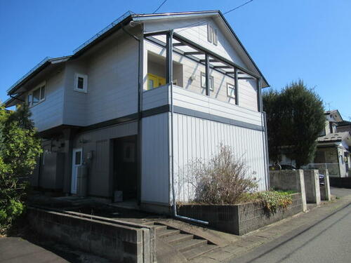 Spacious 6LDK Wooden House with Garden & Parking in Morioka, Iwate