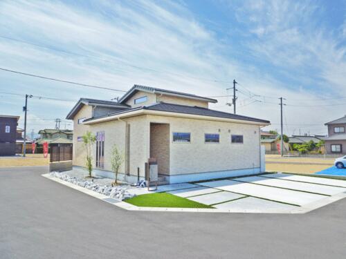 Near-new 3LDK wooden bungalow near Sanuki-Shioya Station, Kagawa