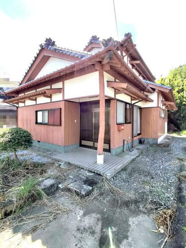 Spacious 4DK Home with Large Garden in Misho Hirajo, Ainan, Ehime