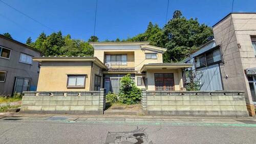 Traditional 8K Home with Tea Room Near Yashima Station, Yurihonjo, Akita