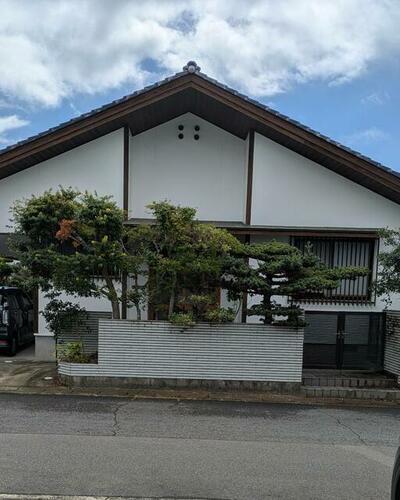 Spacious 4SDK Home with Garden and Bus Stop Nearby in Kakido, Nagasaki