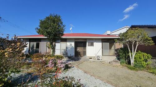 Spacious 4LDK One-Story Home on a Large Lot in Rural Kimino, Wakayama