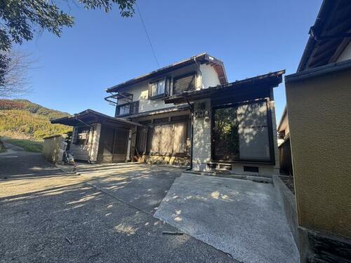 Spacious 8DK Wooden House in Karatsu’s Chichiga — Renovation Potential, Saga