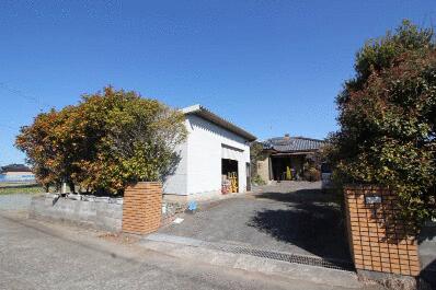 Spacious Single-Story 3LDK Wooden House on a Large Lot near Sumiyoshi Station in Kumamoto