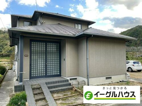 Bright 5LDK Home with Tatami Rooms in Nakatsu, Nakatsu, Oita