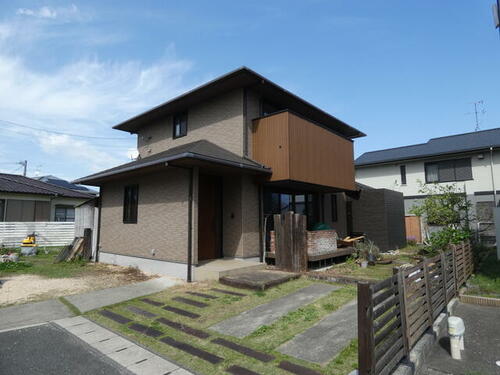 Bright 3SLDK Home with Study and Garden in Matsubase, Uki, Kumamoto