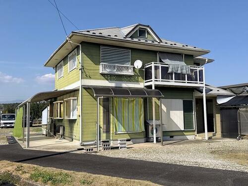 中津川市苗木の広大な敷地に建つ6LDK戸建て、中津川市