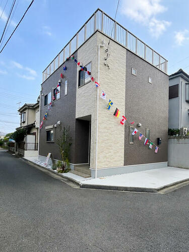 Renovated 4SLDK Home with Two Walk-In Closets in Asaka, Asaka, Saitama