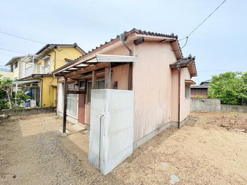 Single-Story 3DK Home with Tatami Rooms and Garden in Ozai, Oita