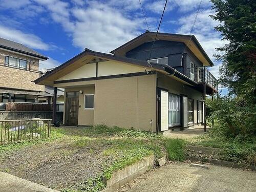 Bright 5DK Home with Garden and Parking in Mito, Mito, Ibaraki