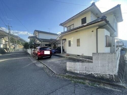 Bright 5LDK Corner House with Two-Car Parking in Kabe Higashi in Hiroshima
