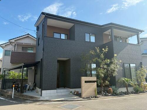 Bright, Modern 4LDK Home in Higashihabu, Matsuyama, Matsuyama, Ehime