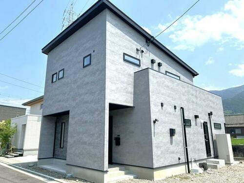 4LDK in Ehime (115.93㎡) in Ehime