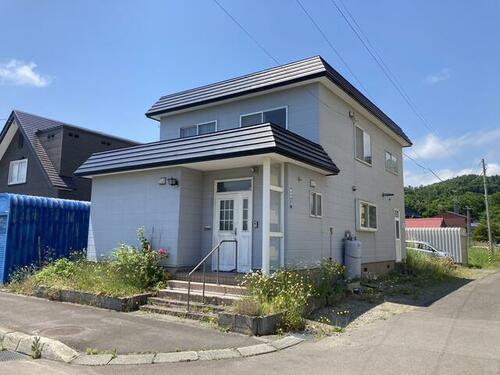Spacious 5SLDK House with Tatami Rooms in Yoichi, Hokkaido – Renovation Opportunity in Hokkaido