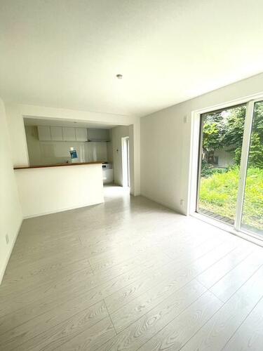 Fully Renovated Bright 4LDK Terrace House in Hanamigawa, Chiba
