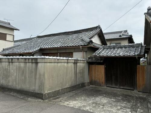 Expansive 11DK Wooden Home on a Generous Plot in Nōgawa, Wakayama