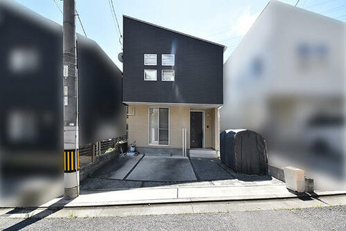 Bright, Modern 3LDK Home with Balcony in Hiroshima's Higashi-ku, Hiroshima