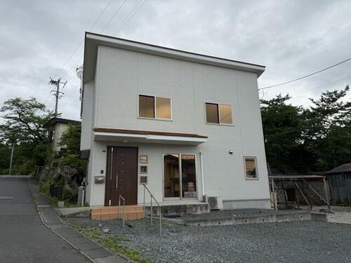奥州市江刺南町の2017年築・5LDK戸建て、奥州市