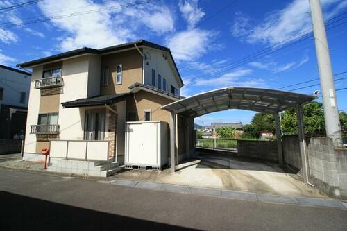 Bright 4LDK Home with Tatami Rooms in Kinzoji-cho, Zentsuji, Kagawa