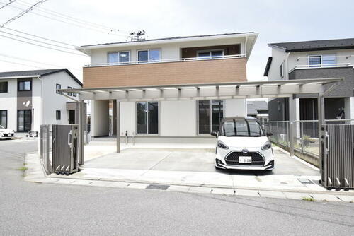 Bright 4SLDK Home with South and West Road Frontage in Kofu, Kofu, Yamanashi