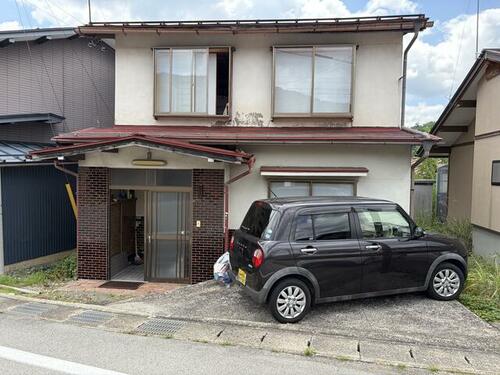 Spacious 9DK Wooden House near Kuguno Station — Fair Condition, Strong Renovation Potential, Gifu