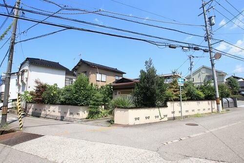 Bright 5K House with Garden in Kanazawa's Kasamai 3-chome in Kanazawa