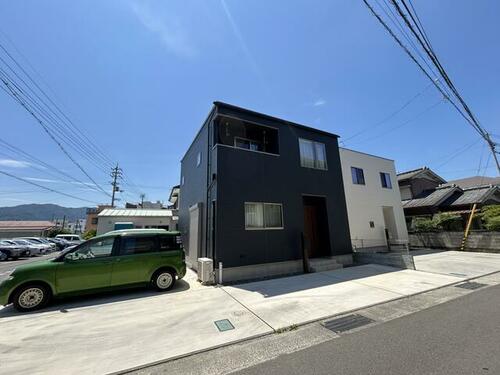 Modern 4LDK Home Near Kamojima Station, Yoshinogawa, Tokushima