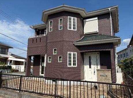 Bright 3LDK Wooden Home with Solar, 8 Min to Kii-Yamada in Wakayama