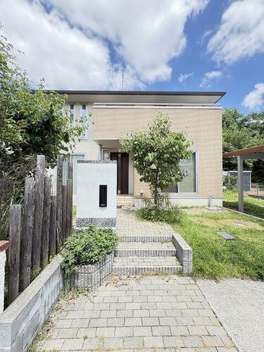 Bright 4SLDK Home with Garden in Asaka-machi, Koriyama, Fukushima