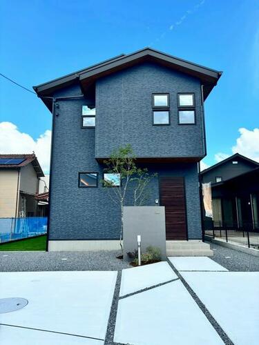 Bright 3LDK Home with Modern Kitchen in Saijo-cho Jike, Higashihiroshima, Higashi-Hiroshima