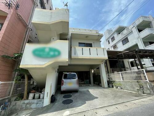 Mixed-Use 5LDK RC Home with Ground-Floor Shop in Uehara, Okinawa in Okinawa