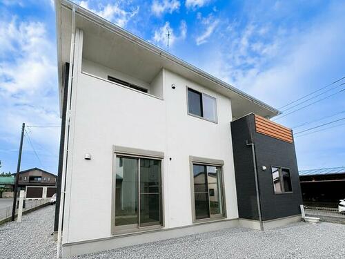 Fully Renovated 3LDK Home with Tatami & Bright Interiors in Tochigi, Tochigi