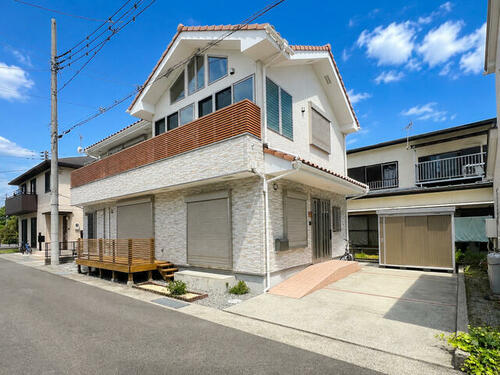 Bright 4LDK Home with Tatami Rooms in Nakanona, Kaisei, Kanagawa