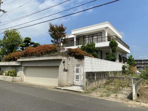 Spacious 6LDK Family House with Garden in Gifu in Gifu