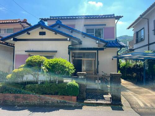 Bright 4DK House with Concrete Floors and Balcony in Gifu in Gifu