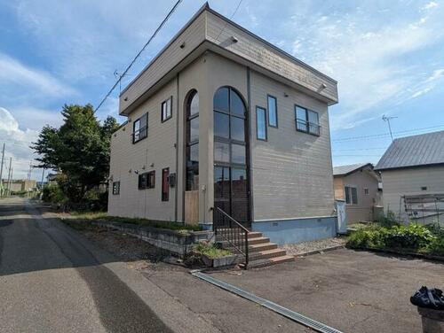 Spacious 5LDK House with Tatami Rooms and Large Land in Iwamizawa, Hokkaido in Hokkaido