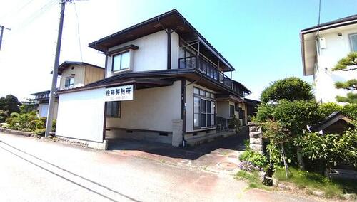 Spacious Tatami-Room Home in Quiet Tendo, Tendo, Yamagata
