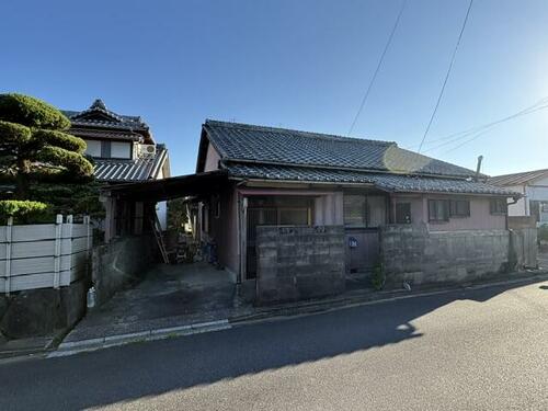 Spacious 8LDK Wooden House with Garden & Renovation Potential in Tsu, Mie in Mie