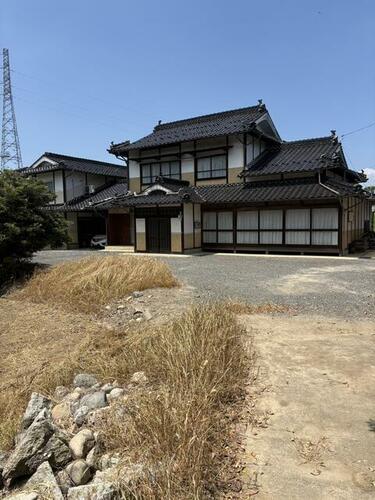 Spacious 6DK Wooden Home with Detached Annex in Quiet Higami, Okayama